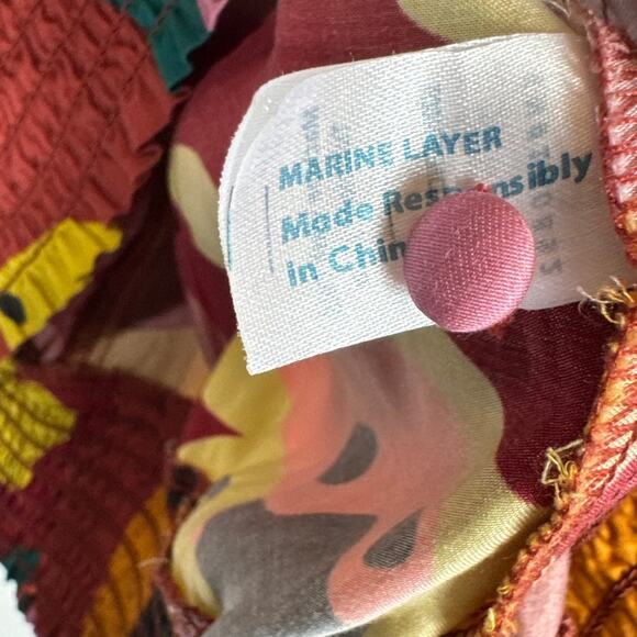 Marine Layer Top Floral Ruffle Smocked Hem Blouse Size Large - Picture 11 of 11